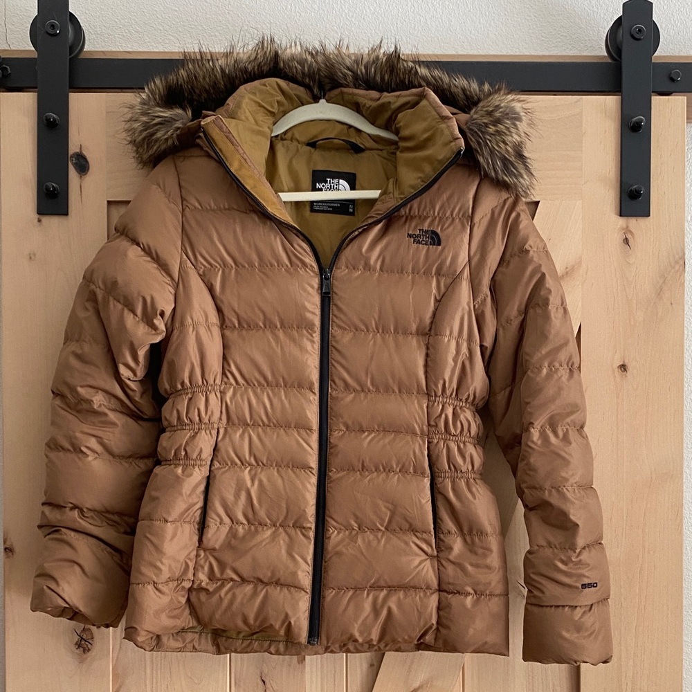 THE NORTH FACE Women’s Gotham 2- Fur lined hooded down jacket (M)